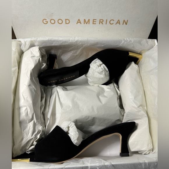 NWT Women’s Good American Square Toe Black Suede Heels with Gold Accents 7.5 - Picture 7 of 7